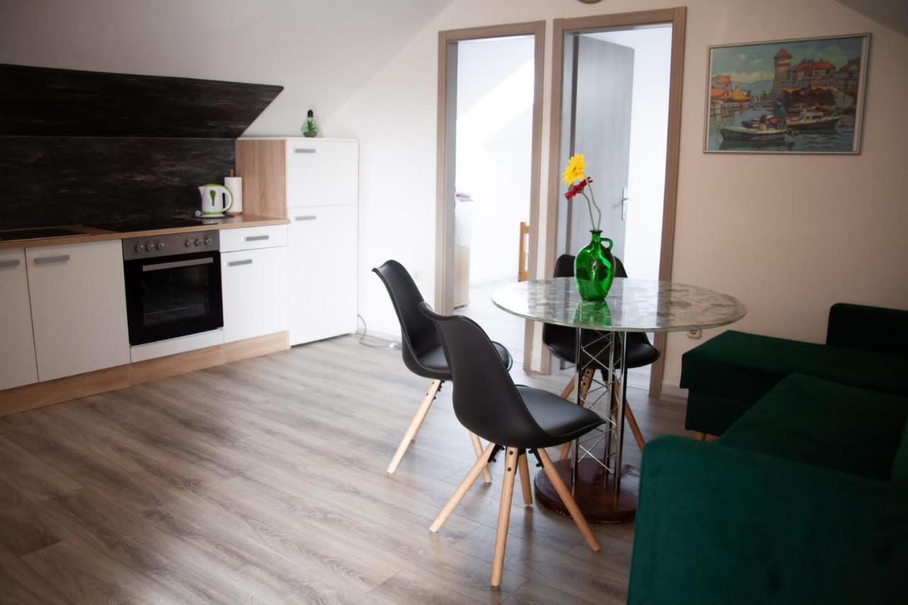 Amber In The Centar Apartment Kastela Exterior photo